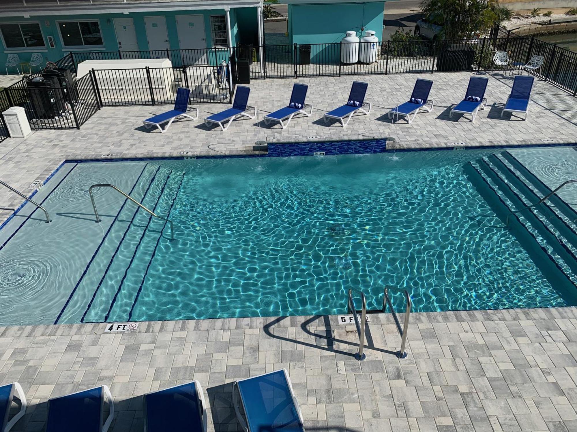 Sea Jay Motel And Marina (Adults Only) St. Pete Beach Dış mekan fotoğraf